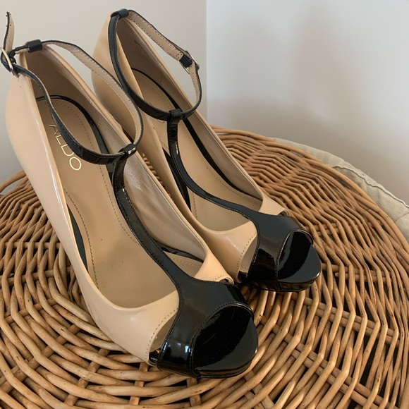 Aldo Patent Leather Peeptoe Platform - Picture 3 of 4